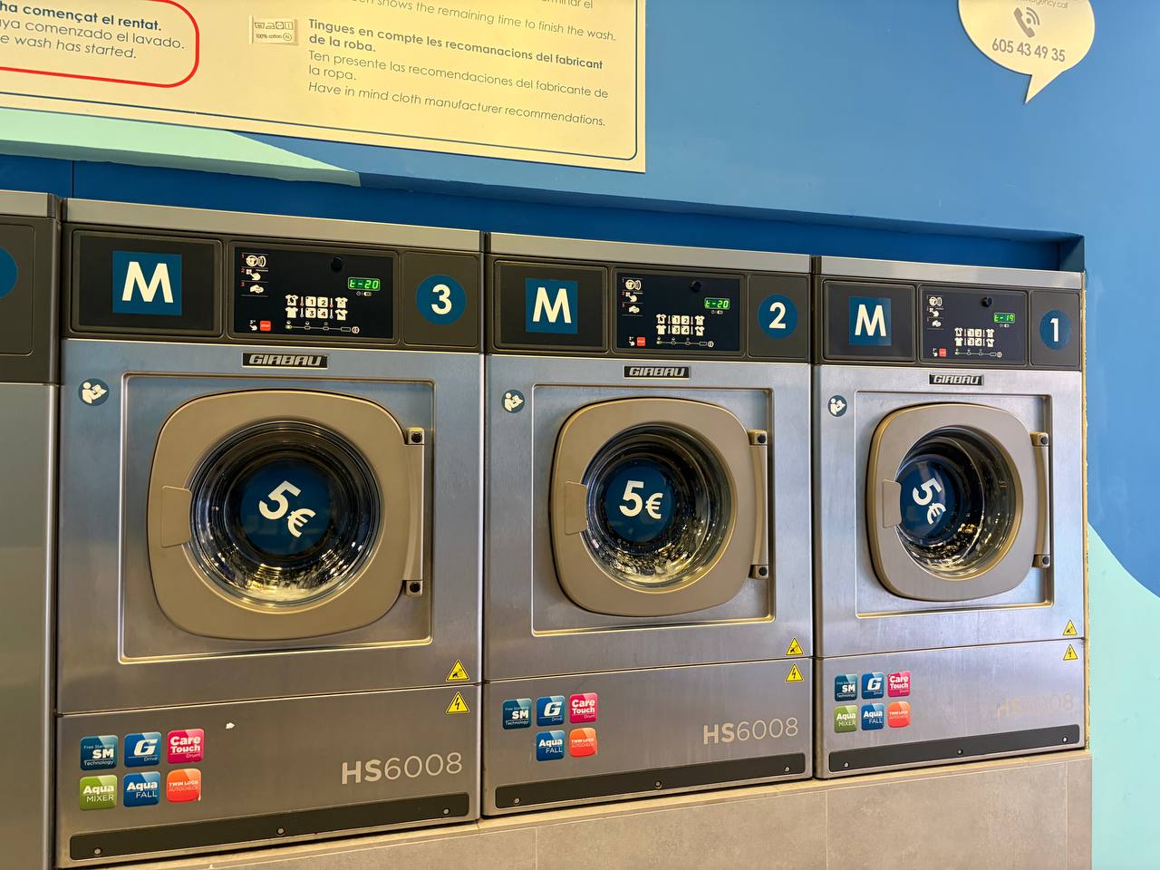 Открытие года: за 5 евро постирка, за 3 евро сушка, и за 8 евро все постирано и высушено и готово к 