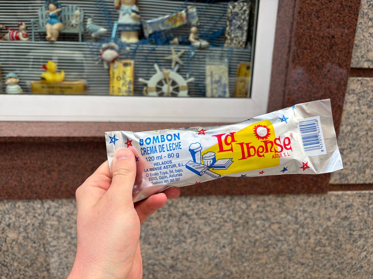 Попробовал легендарное мороженое в Хихоне