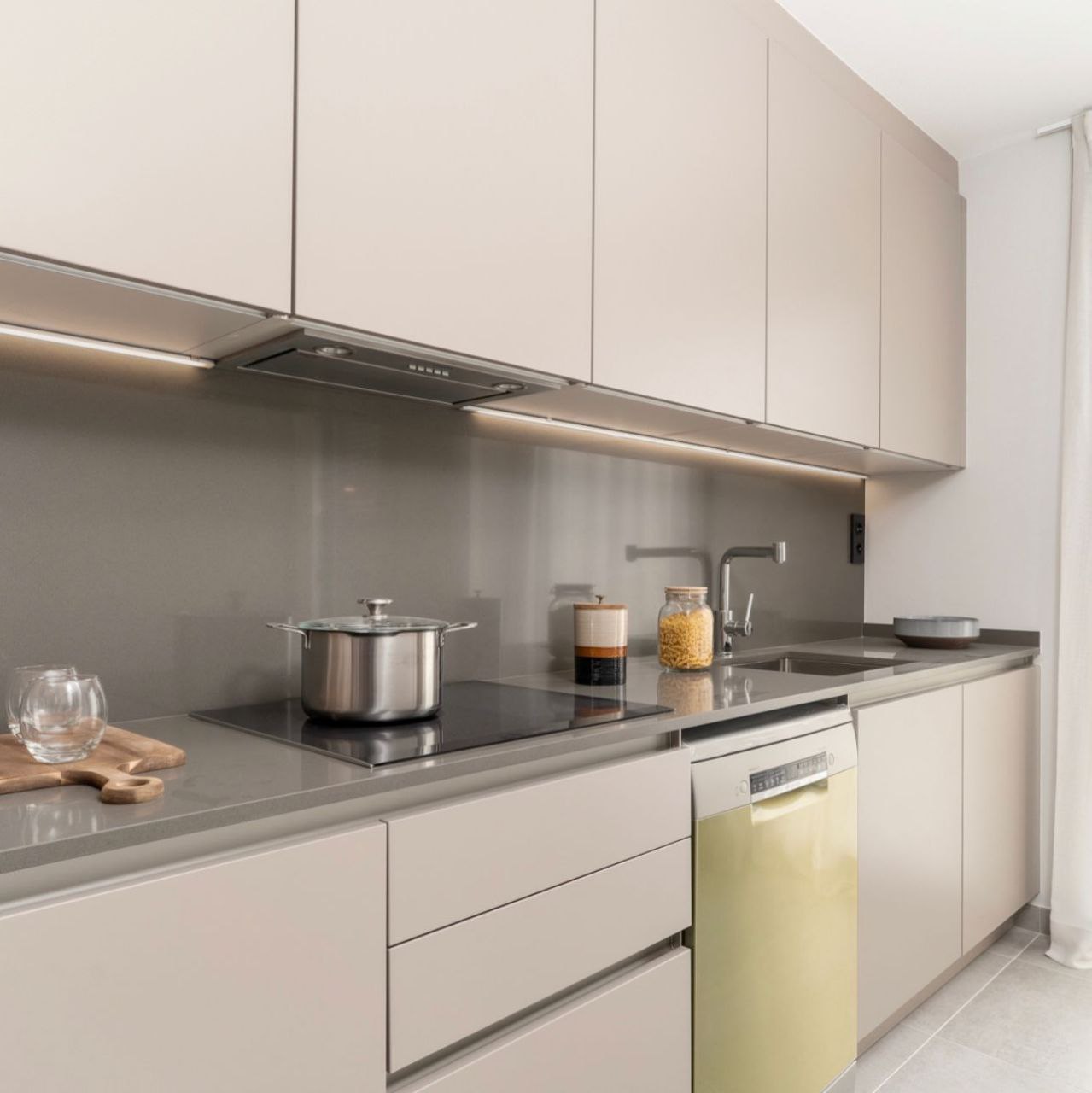 🔖 Наш каталог — это удобная подборка актуальных и эксклюзивных объектов в продаже: от уютных кварти