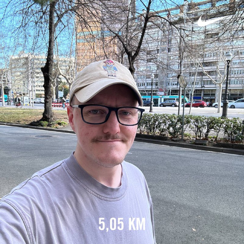 Если что, сегодня бегал, 5 км как обычно, продолжаю публиковать отчетность сюда)
