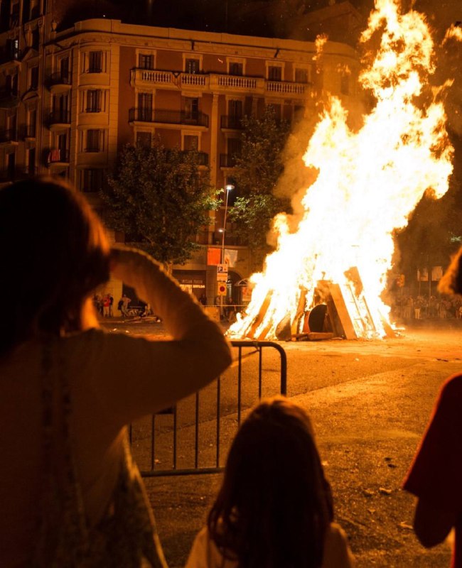 Sant Joan (Сан Хоан). Праздники Каталонии.
