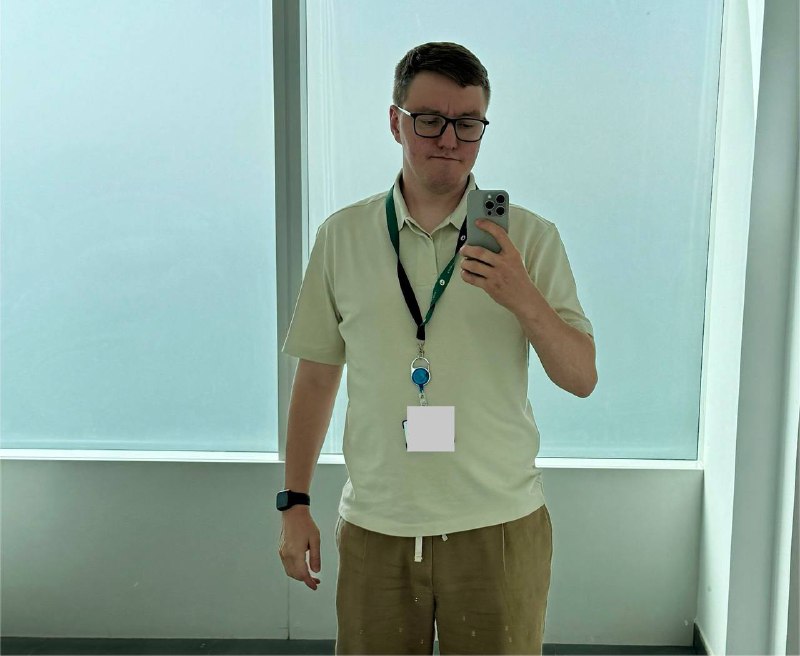 Первый день в офисе. Сходил поработал)