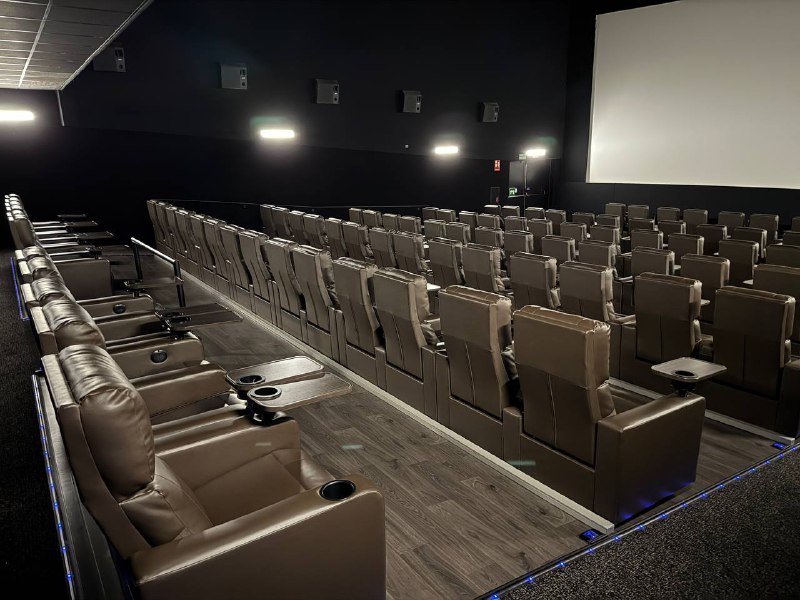 Съездил на Веном 3 в люкс зал