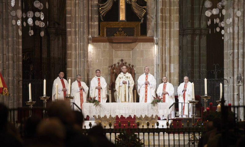 Сходил на 🐓петушиную службу в церковь на рождество