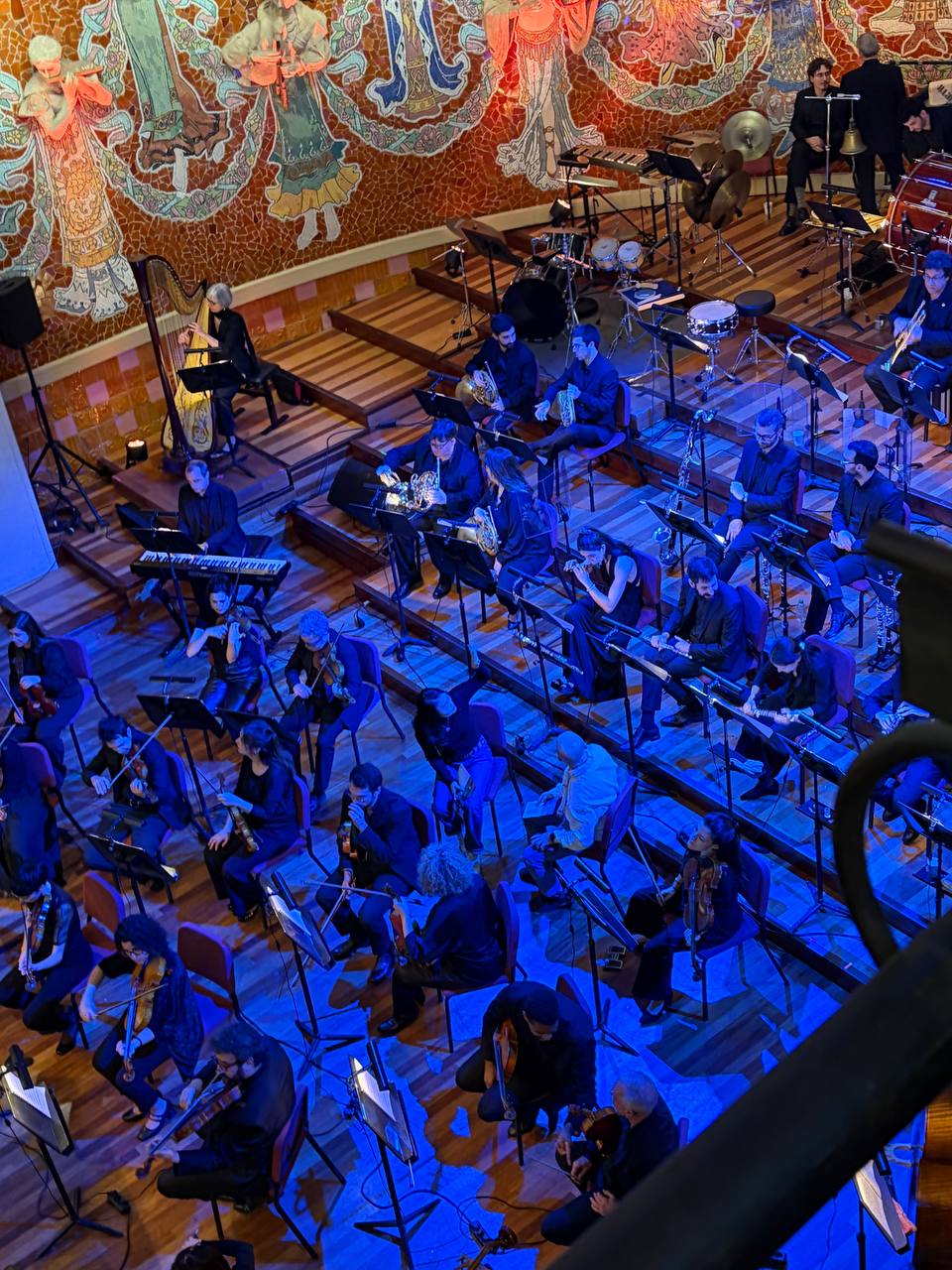 Богатые люди из Азии и Щелкунчик Чайковского в Дворце Каталонской музыки